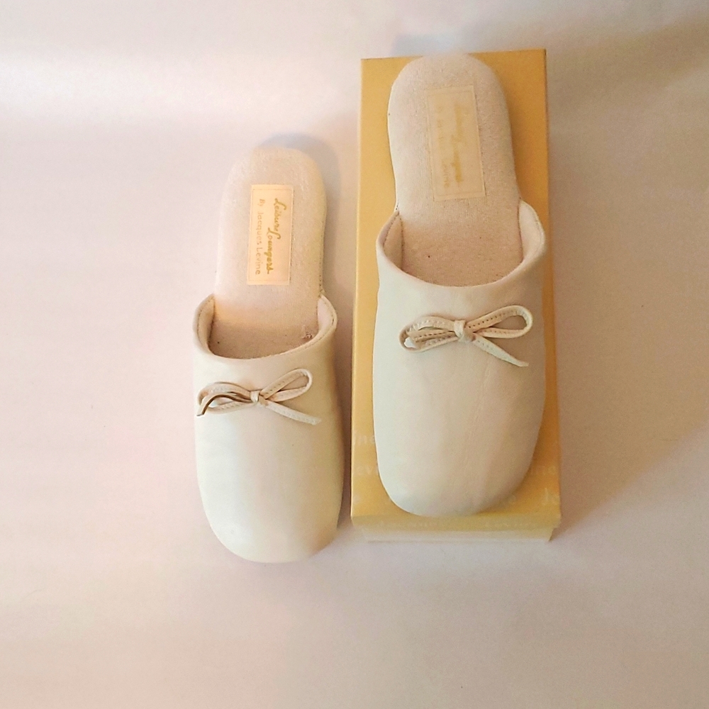 Jacques Levine lounge slippers, white leather, size 10
